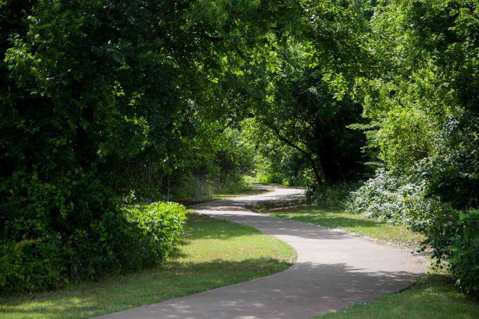 Cravens Park — Walking Trails